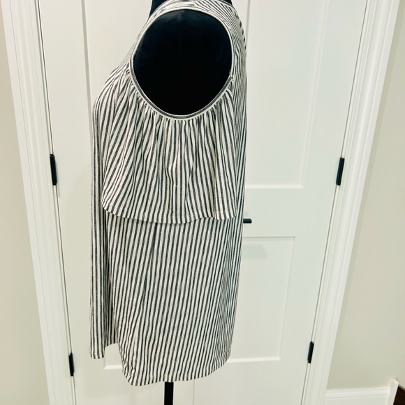 Max Studio Top|Max Studio|Off The Shoulder Top|L - Picture 4 of 5